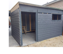 Carport mit Schuppen
