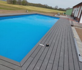 Poolterrassee